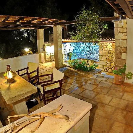 Domus Nostos Villa Apolpaina