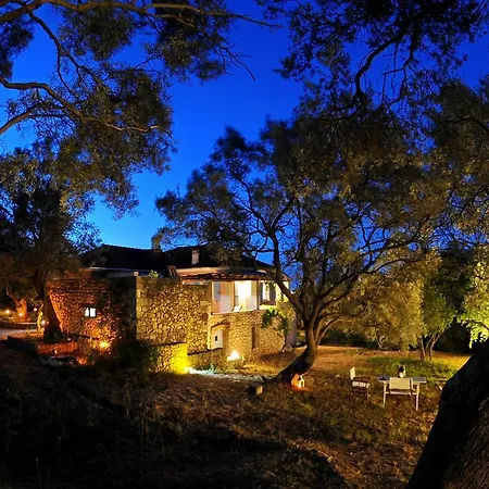 Villa Domus Nostos Apolpaina
