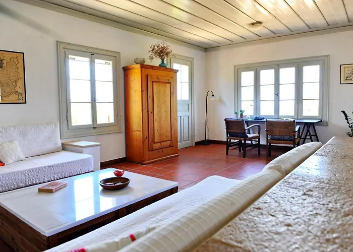 Domus Nostos Villa *